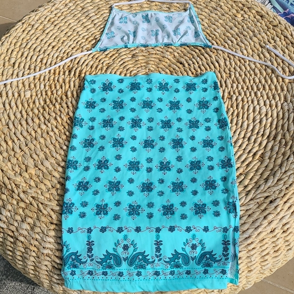 Blue top and skirt set - Picture 5 of 5